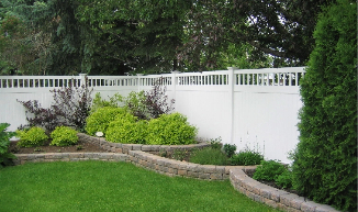 C.a.f. 6ft white privacy house