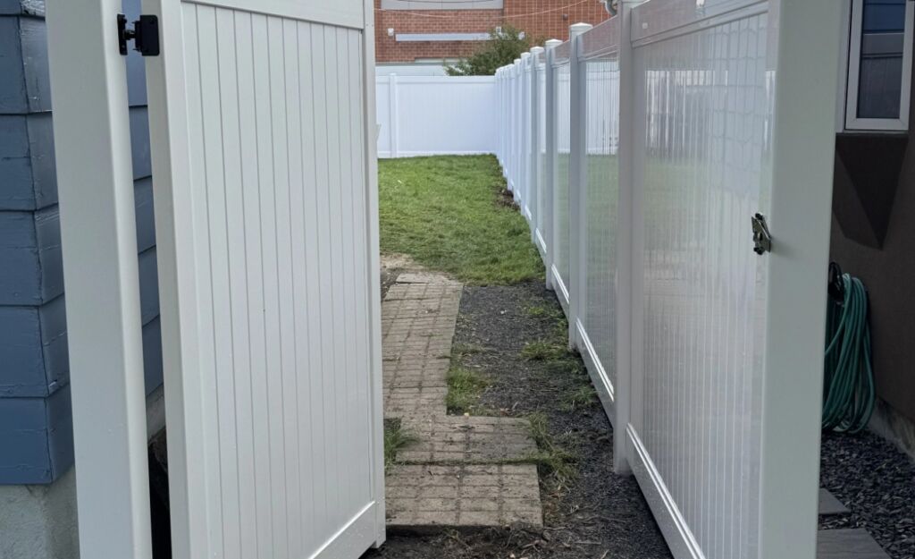 House opened grass 1024x625