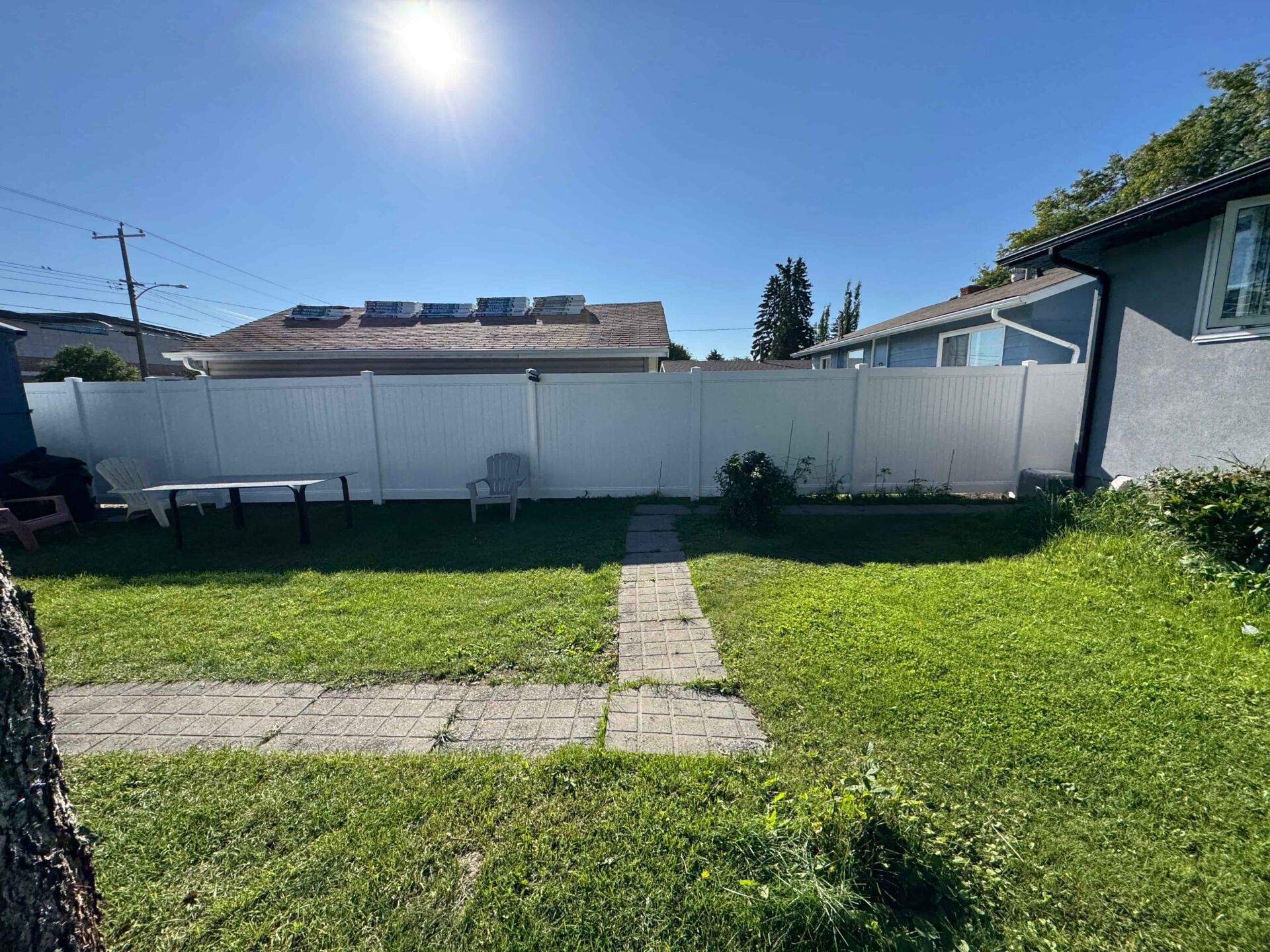 How Long Does it Take to Build a Home Fence in Calgary